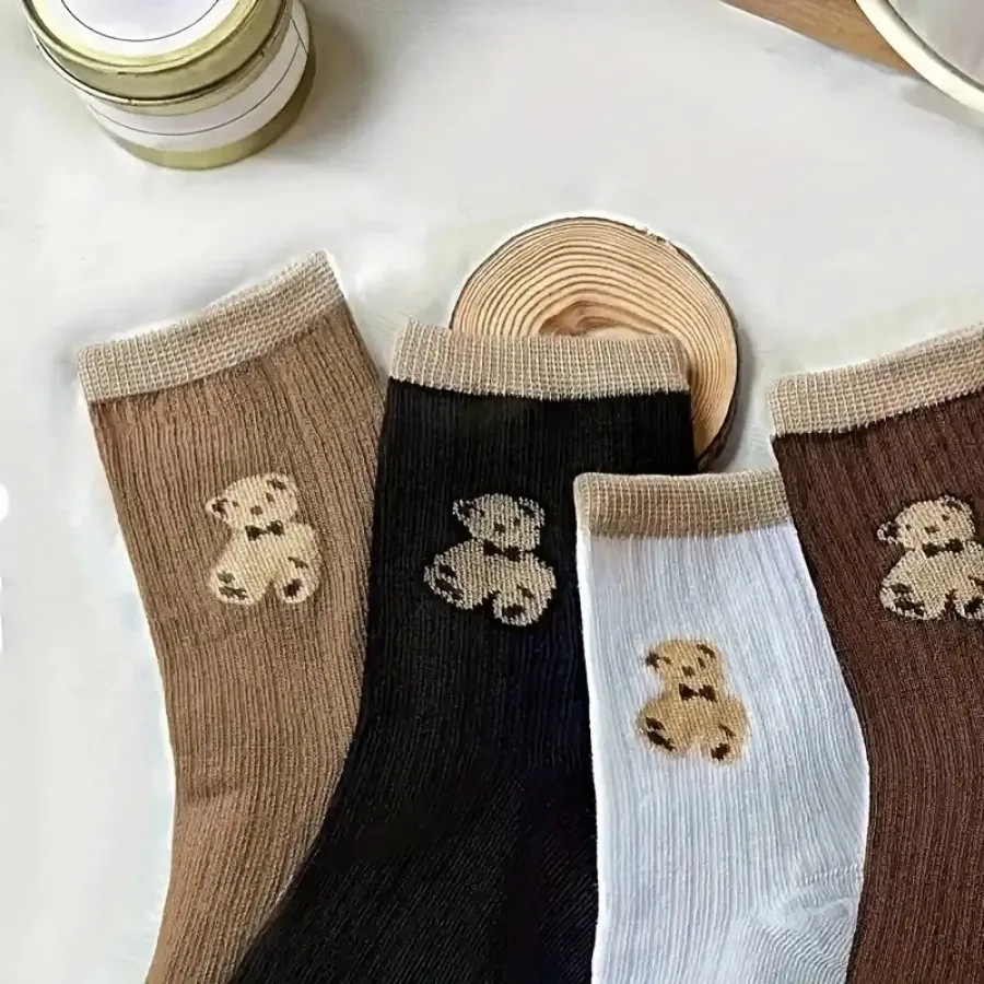 5 Pairs of Mixed Color Teddy Bear Mid Tube Socks with Cute Cartoon Pattern Design, Suitable for Casual Wear in All Seasons - Image 6