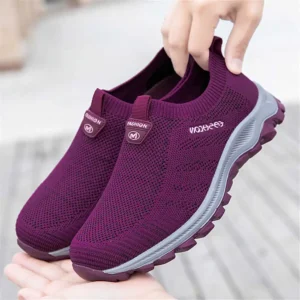 Lightweight Slip-ons Lady Shoes Women Tennis Summer Moccasins For Women Sneakers Brown Sports Imported Small Price