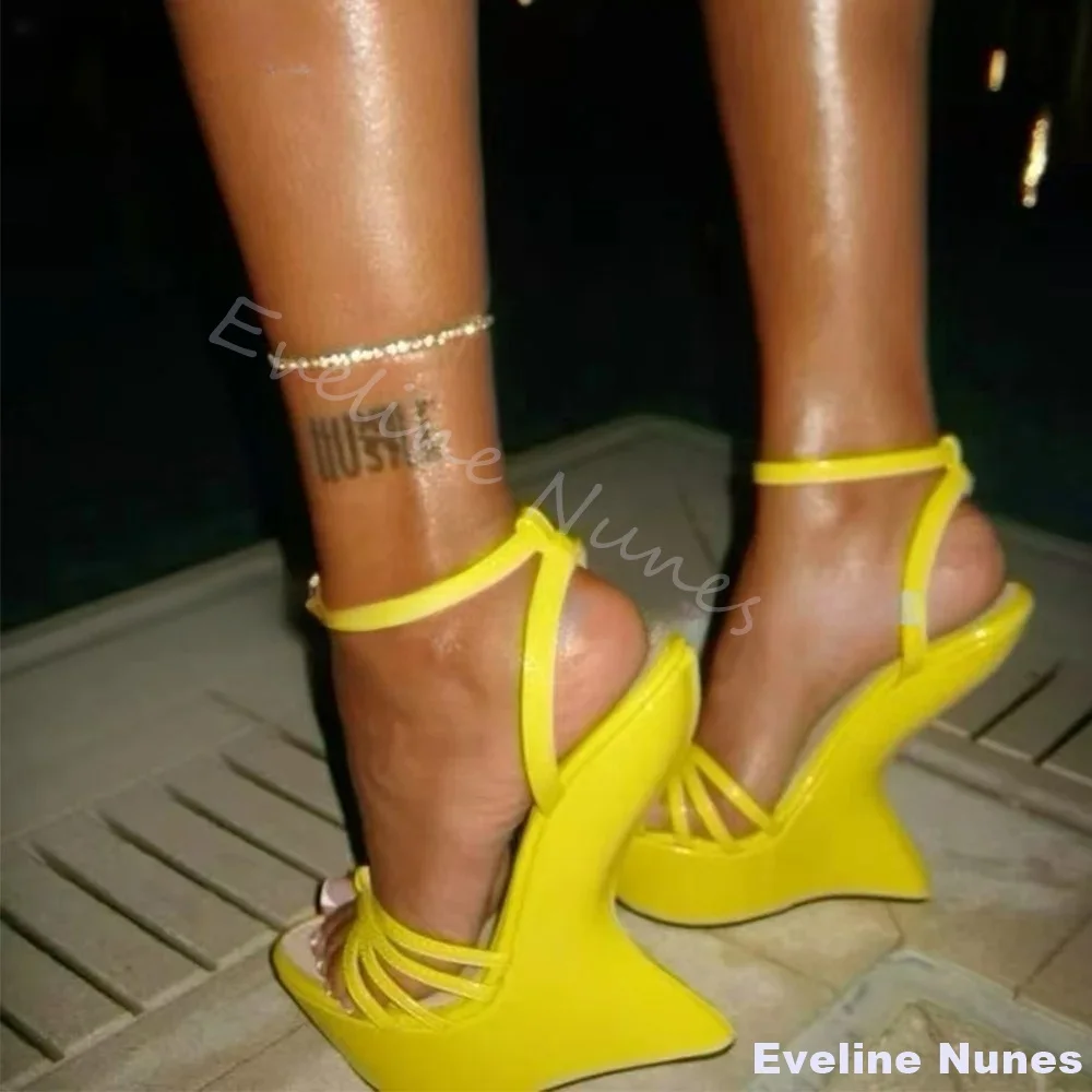 Open Toe Strange Style Heels Sandals Women Sexy T-Strap Solid Round Toe Street Party Sandals New Candy Color Sweet Hotties Shoes - Image 3