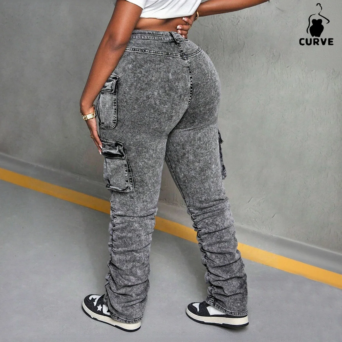 Women's High-Waisted Vintage Gray Cargo Denim Jeans - Side Utility Pockets, Ideal for Outdoor & Shopping Days - Image 2