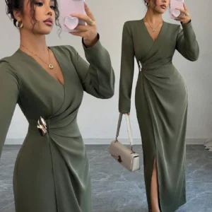 Woman Elegant Wrap V Neck Maxi Dress Ruched Waist High Slit Long Sleeve Gown Sophisticated Mature Style Outfit for Formal Events