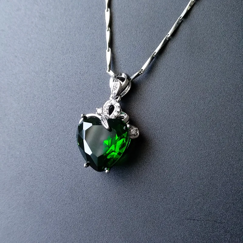 HuiSept 925 Silver Jewelry Necklace Heart Shape Emerald Zircon Gemstone Pendant for Women Wedding Engagement Party Accessories - Image 3
