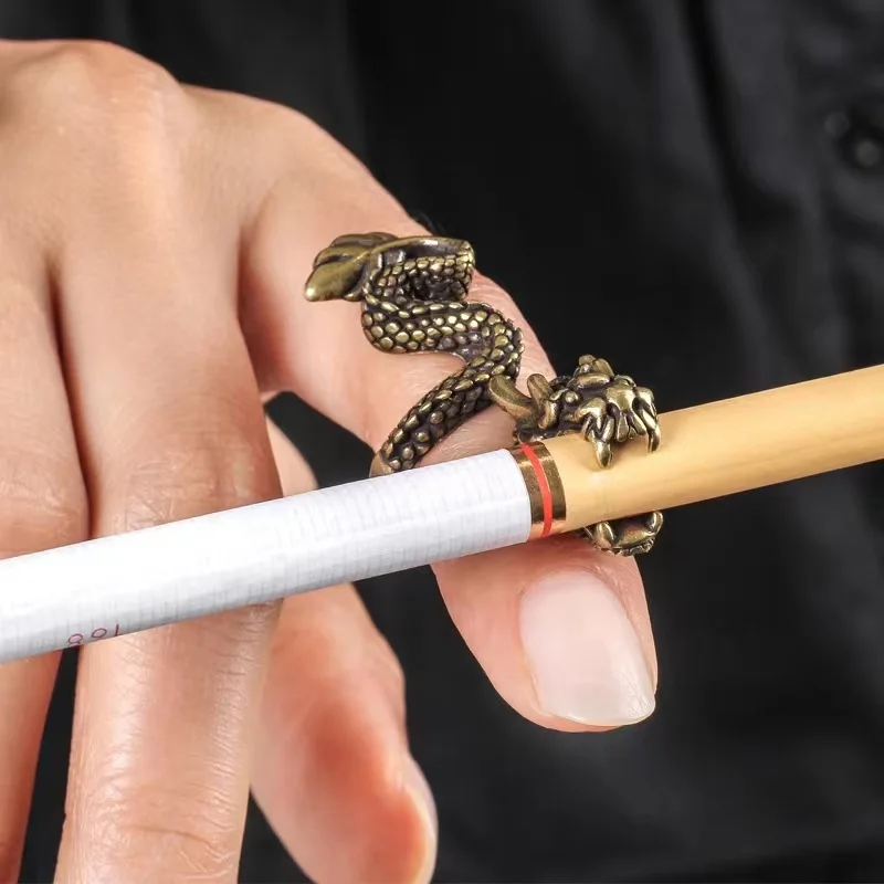 Vintage Personality Gold-Plated Cigarette Holder Ring of Cigarette Holder Bracket Chinese Dragon Rings for Men Party Jewelry - Image 3